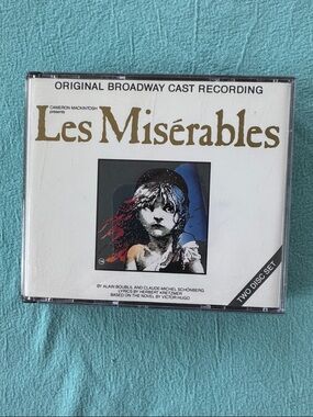 Les Misérables Original Broadway Cast Recording - White & Gold Cover